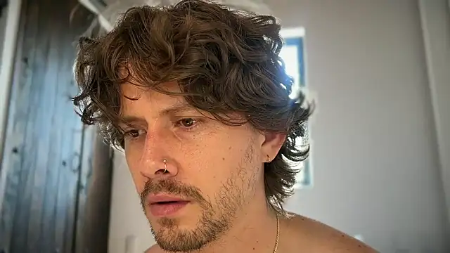 mcklister_kinky_feets: διαδικτυακό σόου στην κάμερα