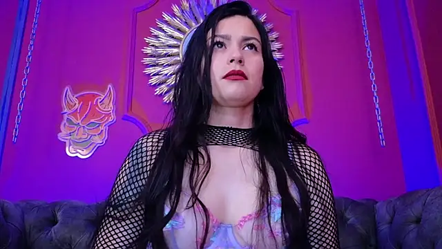 Julieta_Russell's Live XXX Chat