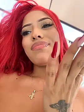 Chat XXX en directo de MystiqueXXX