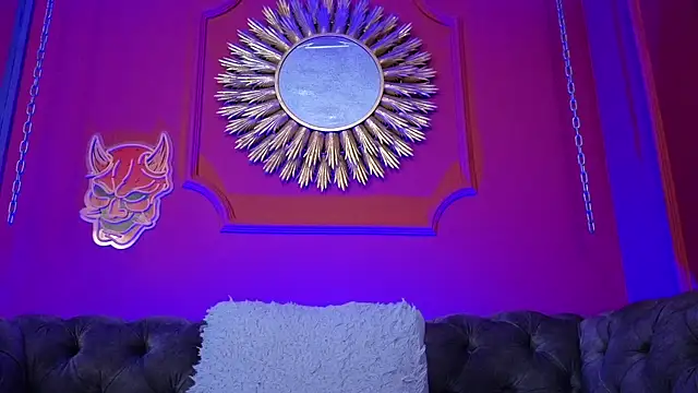 Sembang XXX Secara Langsung Julieta_Russell