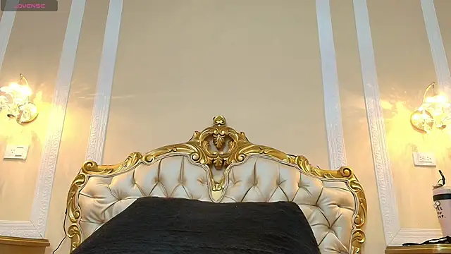 MayaBaker 即時 XXX 聊天