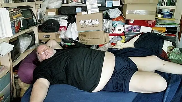 hadeszeuss2 – Naživo XXX chat