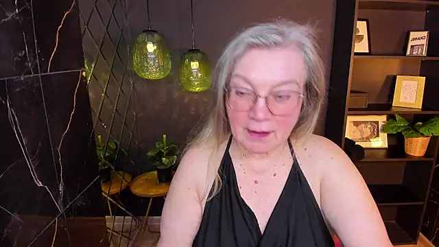 Chat +18 de NataliMellow ao vivo