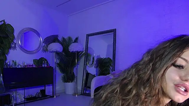 AnnastasiaJune 网络视讯表演