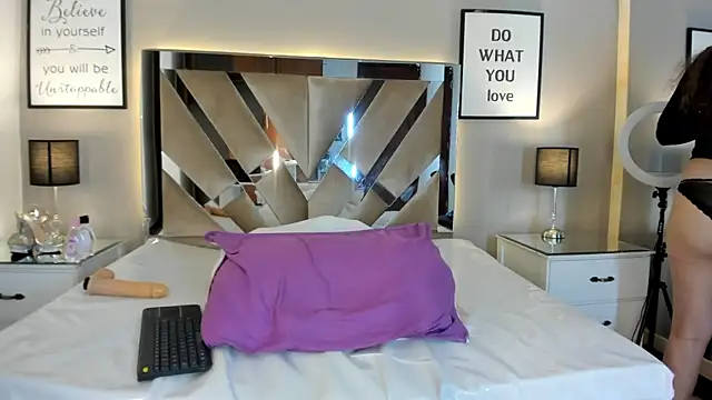 XXX chat uživo modela cellestehot