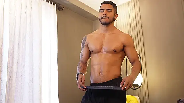 Reik_VonnのライブXXXチャット