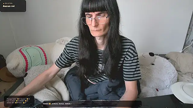 CeriseLapine Show in webcam