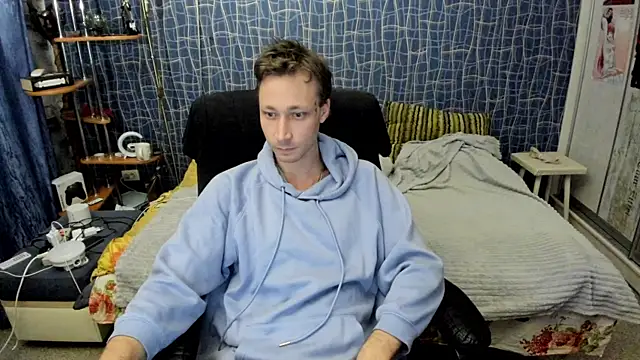 CuteBoy228 webkamerás műsora