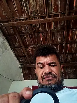 tarra122 élő XXX-chatje