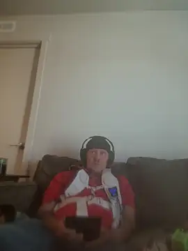 yourMasterisBored Live XXX Chat