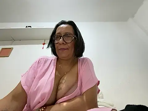 Chatroom XXX en direct de sweeviolet