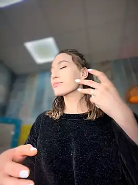 SweetieSinXXX's Webcam Show