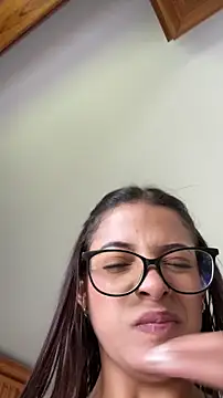 Arilw's Live XXX Chat