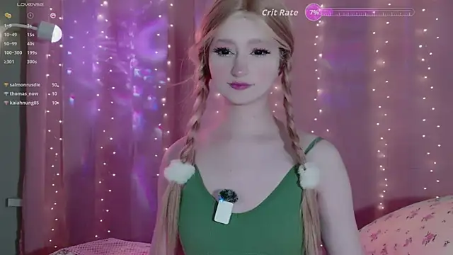 effy_dollie's Webcam Show