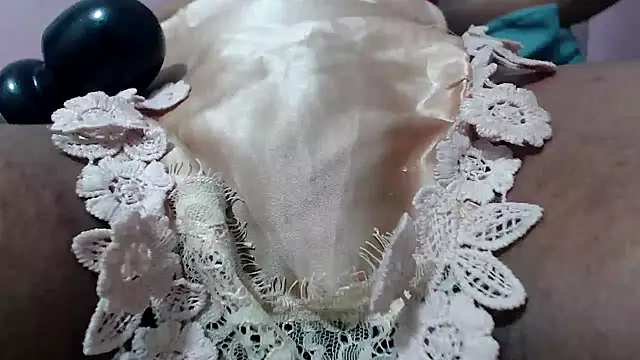 Bracylia's Live XXX Chat