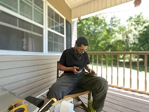 ThrowedWorldWide's Webcam Show