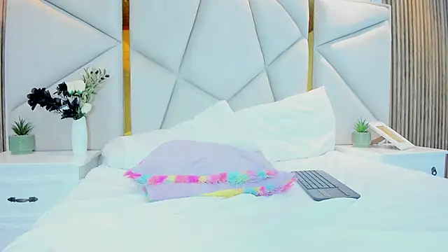 دردشة rebeca_brown_ الجنسية المباشرة