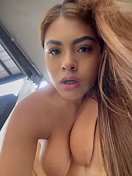 MayaMoanXXXのライブXXXチャット