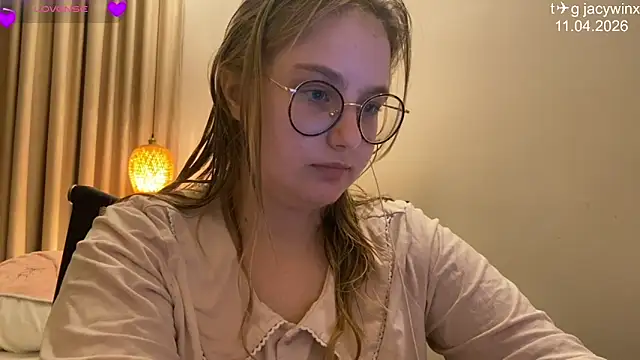 แชท XXX สดของ JacyWinslat