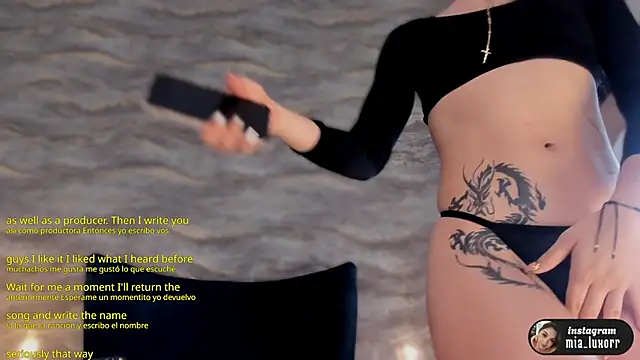 แชท XXX สดของ Mia_Luxor