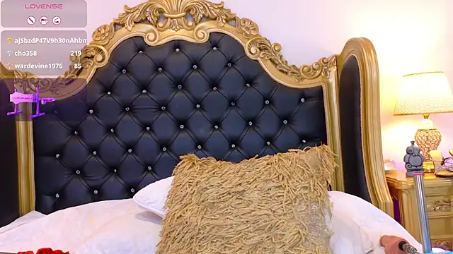 AdelinaVans' Live XXX Chat