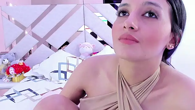 trissha_xk1's Live XXX Chat