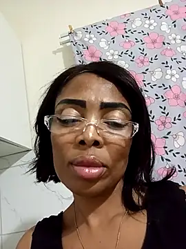 SEXYMOANSXX Webcam-Show