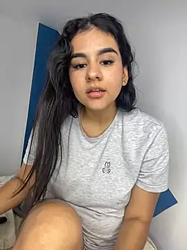 Gabyfosterr__'s Live XXX Chat