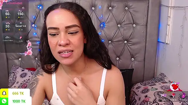 LAILAGUMMY's Live XXX Chat