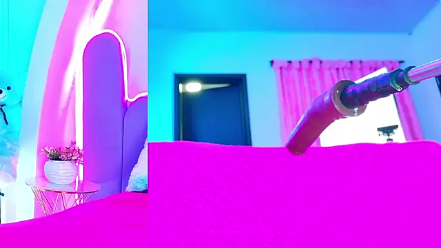 NathaxaLeans: онлайн-секс-чат