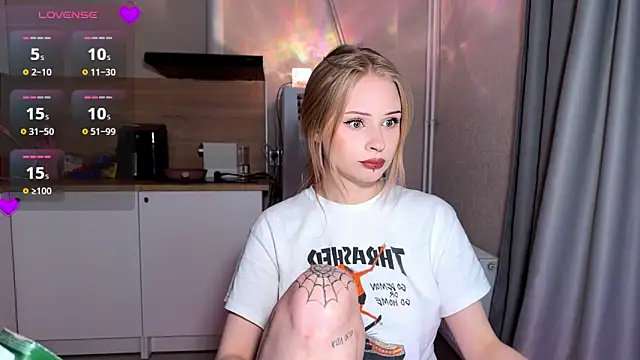 lisa_barbie Chat XXX live