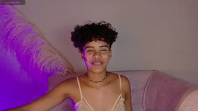 BeckaBlue's Live XXX Chat