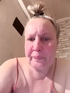 Chat XXX en directo de Cerd_Ayaz