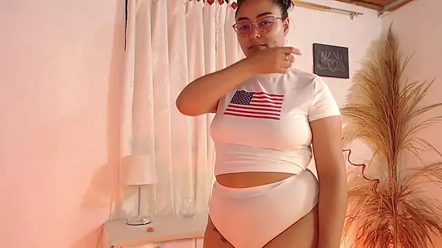 _Kim__M's Live XXX Chat