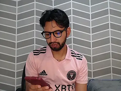 thomass1018 Webcam show