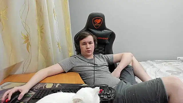 iliaskrislove's Live XXX Chat