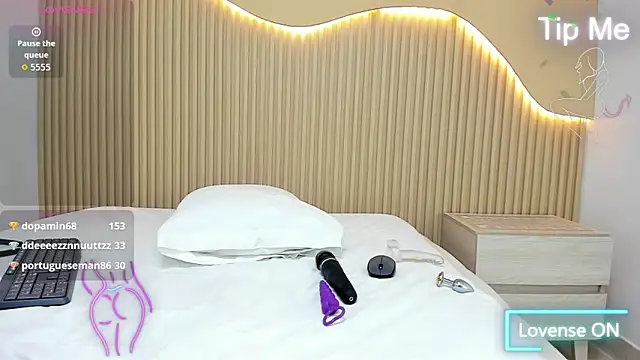 SHARONBLAKE2: απευθείας συνομιλία ΧΧΧ