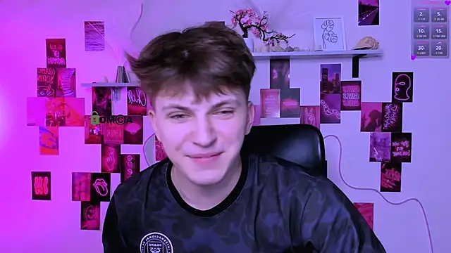 عرض كام travis_wolf_