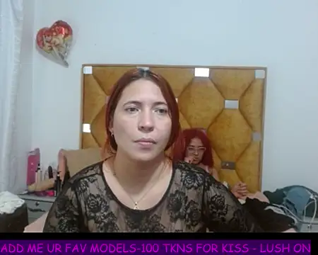 Chat XXX en directo de LITTLEKITTY19