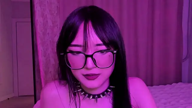 ariyastar Adlı Modelin Canlı XXX Sohbeti