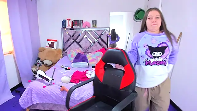 XXX chat uživo modela Luna_Analya