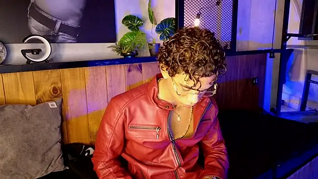 AlanCutee Live XXX Chat