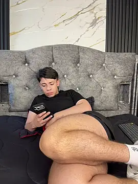 Noah-ledom live XXX chat