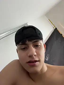 Lander_Cruz 现场XXX聊天