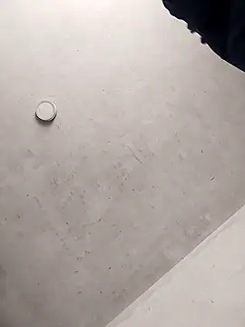 Travieso_21 Show in webcam