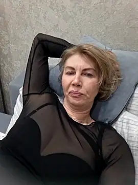 stellahere8's Live XXX Chat