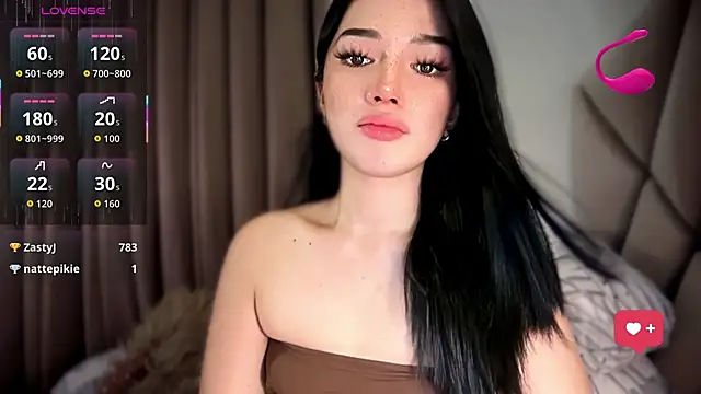 Show modela maui_wowie na web-kameri