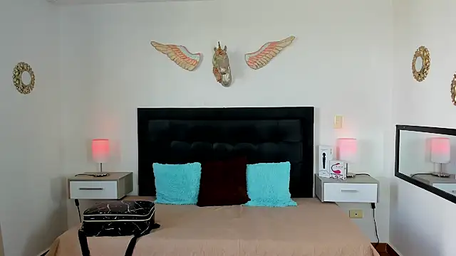 Natalye_23 – Live XXX-chat