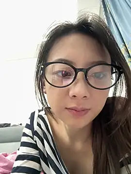 دردشة ReiningAffaire الجنسية المباشرة