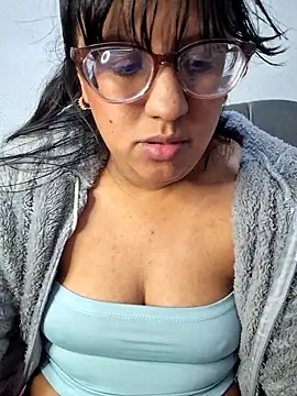 แชท XXX สดของ ZaidaWet